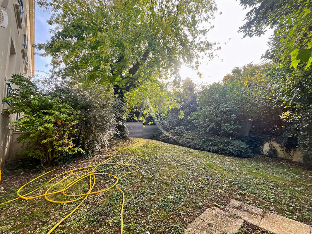 Appartement à MOISSY-CRAMAYEL