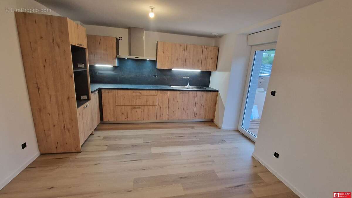 Appartement 75 m² à Dommartin-Les-Remiremont  - photo 2