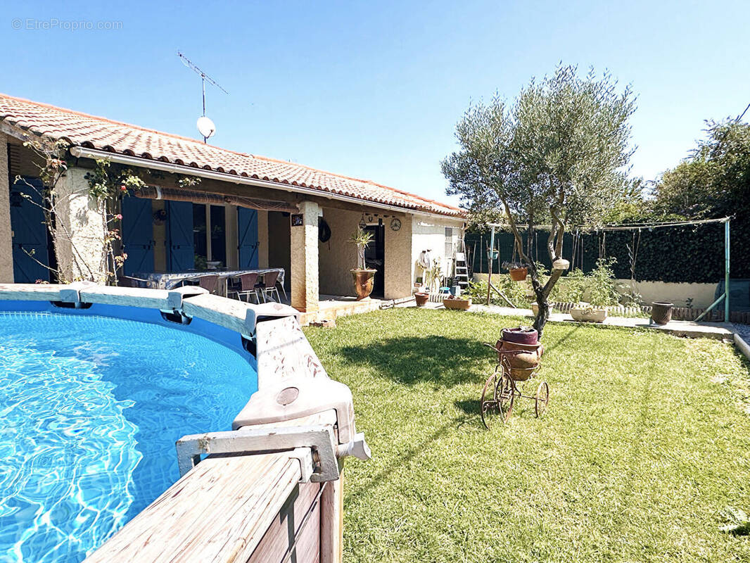 Maison à L'ISLE-SUR-LA-SORGUE