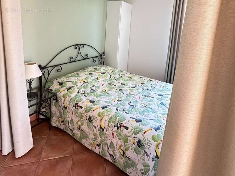 Appartement à GREOUX-LES-BAINS