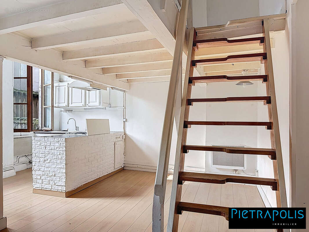Appartement à LYON-1E