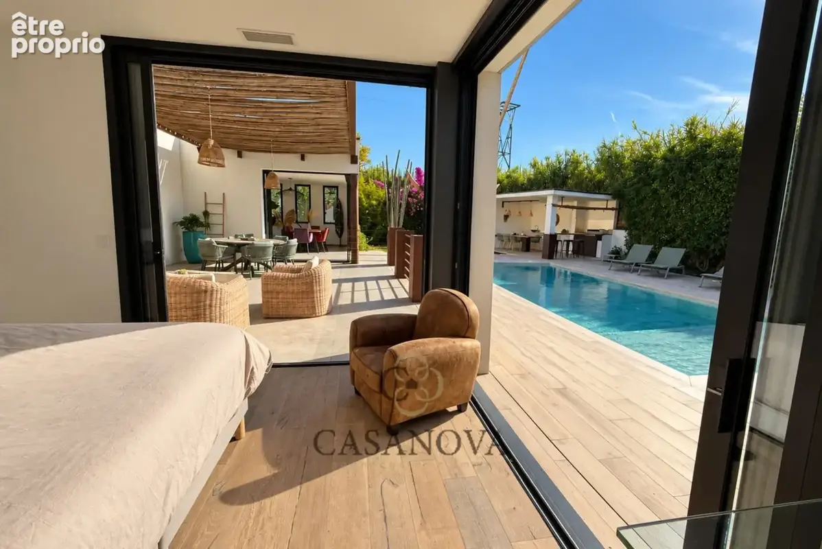 Villa contemporaine avec suite parentale sur piscine, dépendance et jardin paysager à Mireval - photo 17