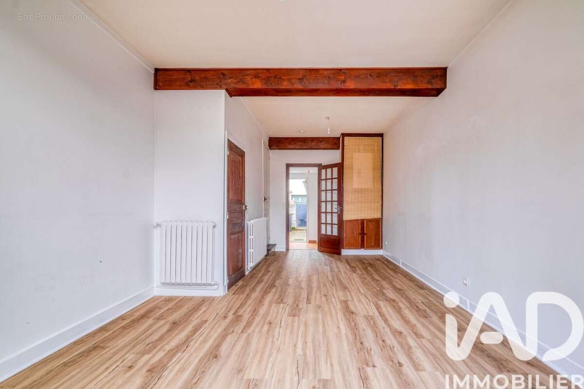 Photo 3 - Maison à ESBLY