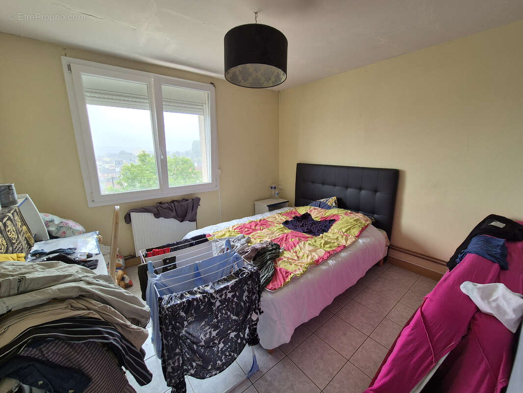 Appartement à CHARLEVILLE-MEZIERES