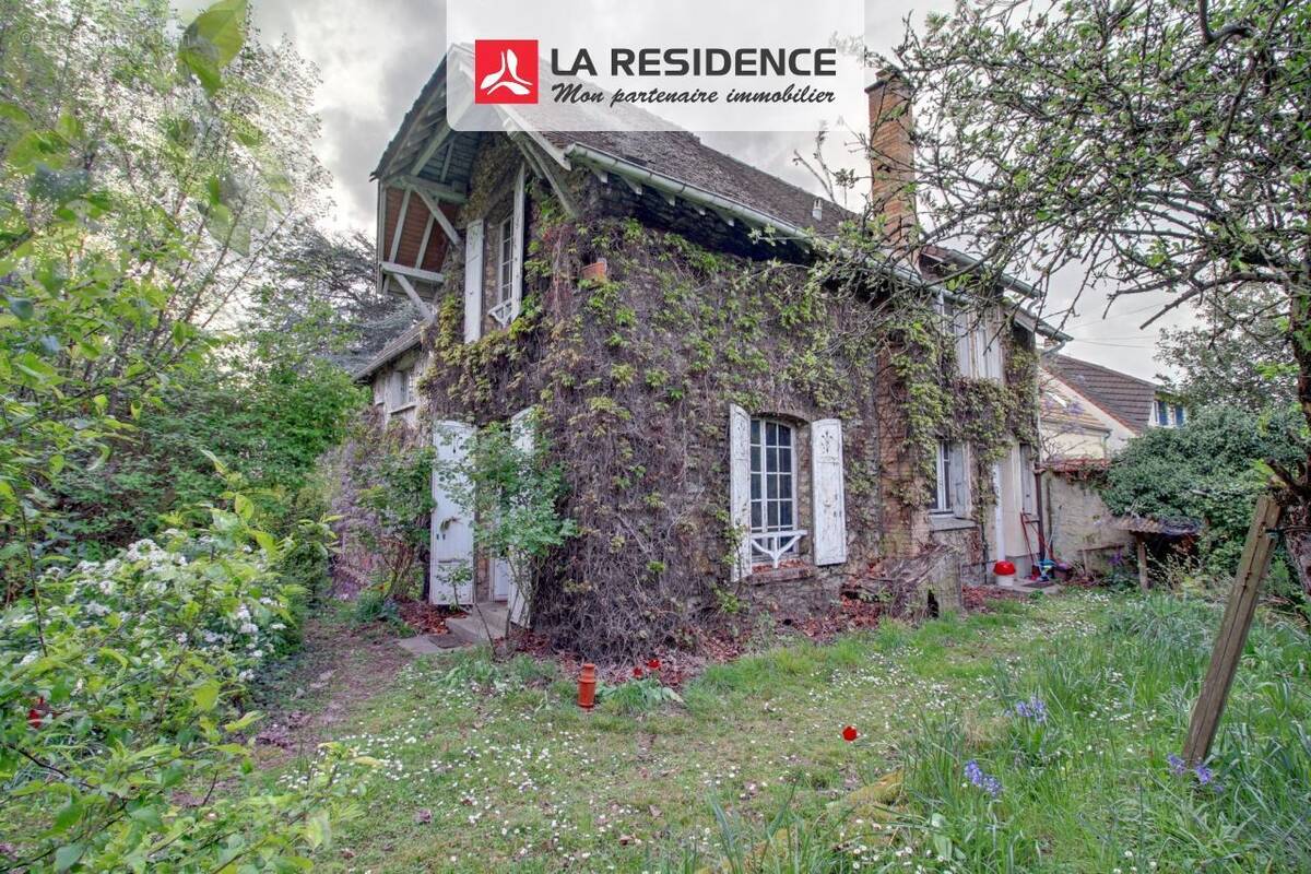 Maison à LES MUREAUX