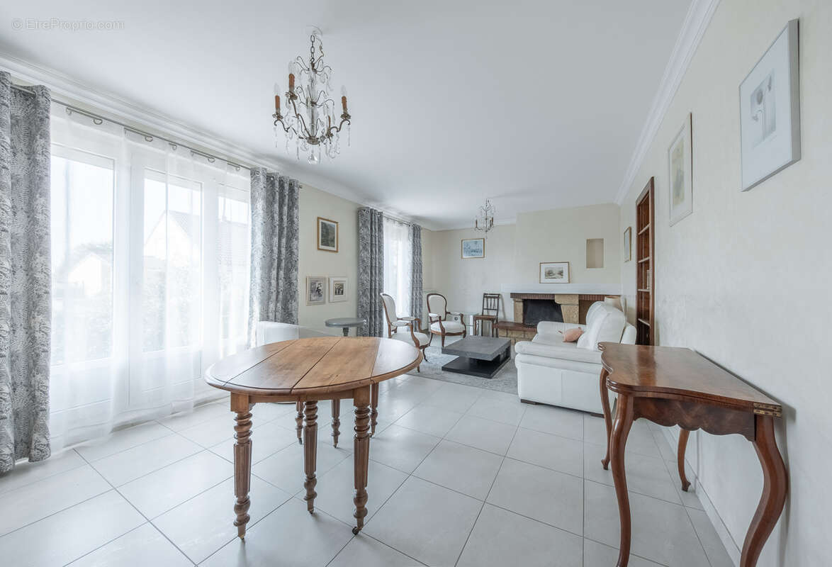 Maison 108 m2   4 chambres   coin-lès-cuvry (57420) - photo 4