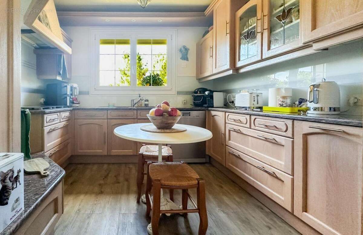 Maison à YVRE-L&#039;EVEQUE