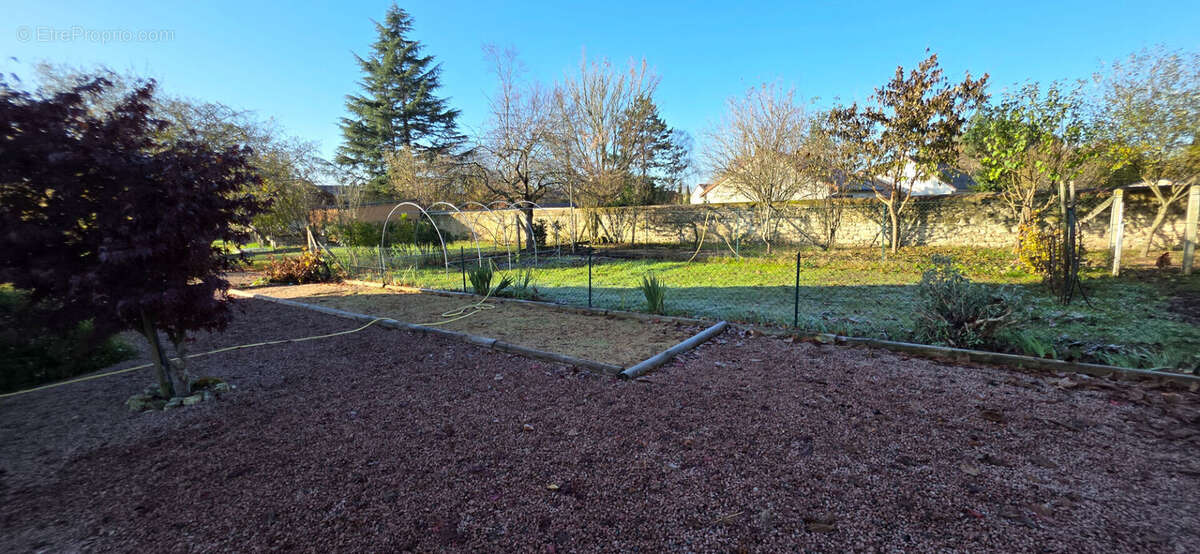 Maison à CHATELLERAULT