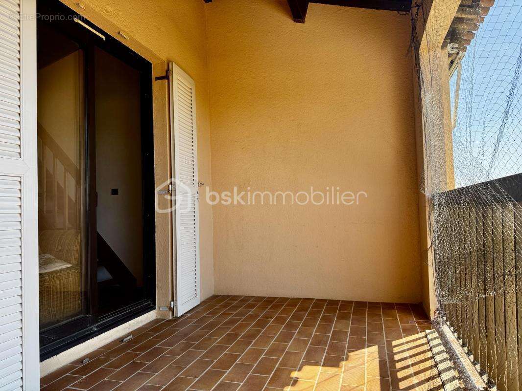 Appartement duplex domaine de la coudouliere vue mer - photo 3