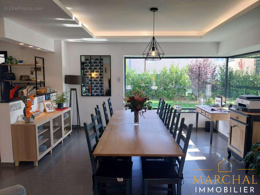 Maison à LORRY-LES-METZ