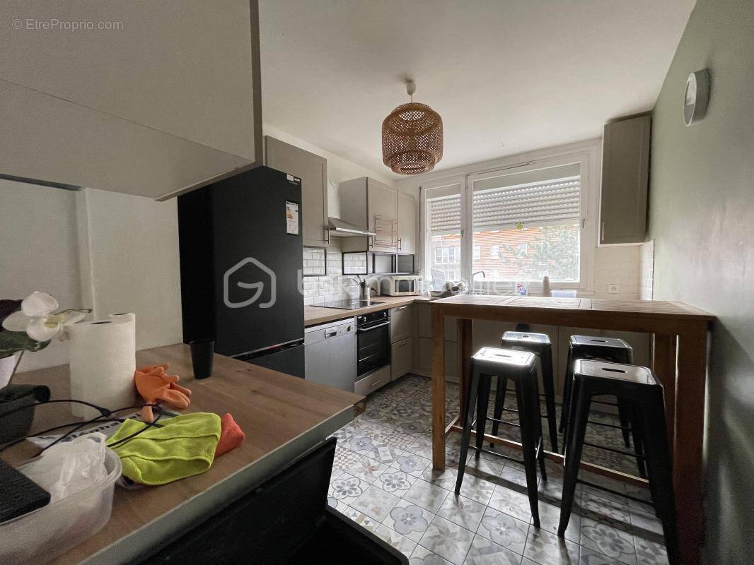 Appartement à SAINT-ETIENNE-DU-ROUVRAY