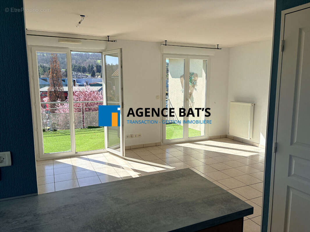 Photo 4 - Appartement à ROCHE-LA-MOLIERE