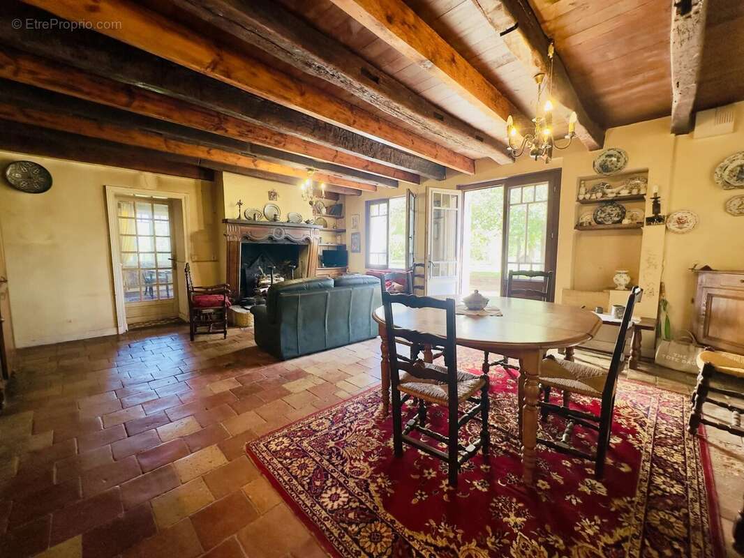 Maison à LAMONZIE-SAINT-MARTIN