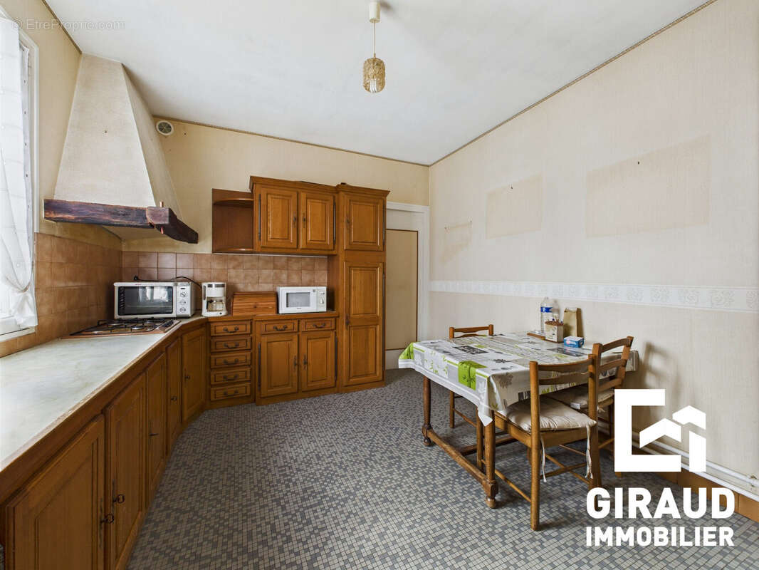 Maison à FONTENAY-LE-COMTE