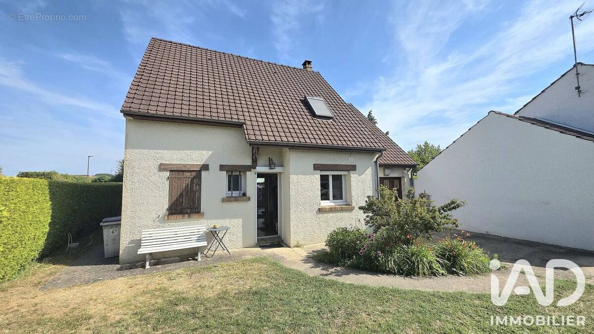 Photo 1 - Maison à MAROLLES-SUR-SEINE