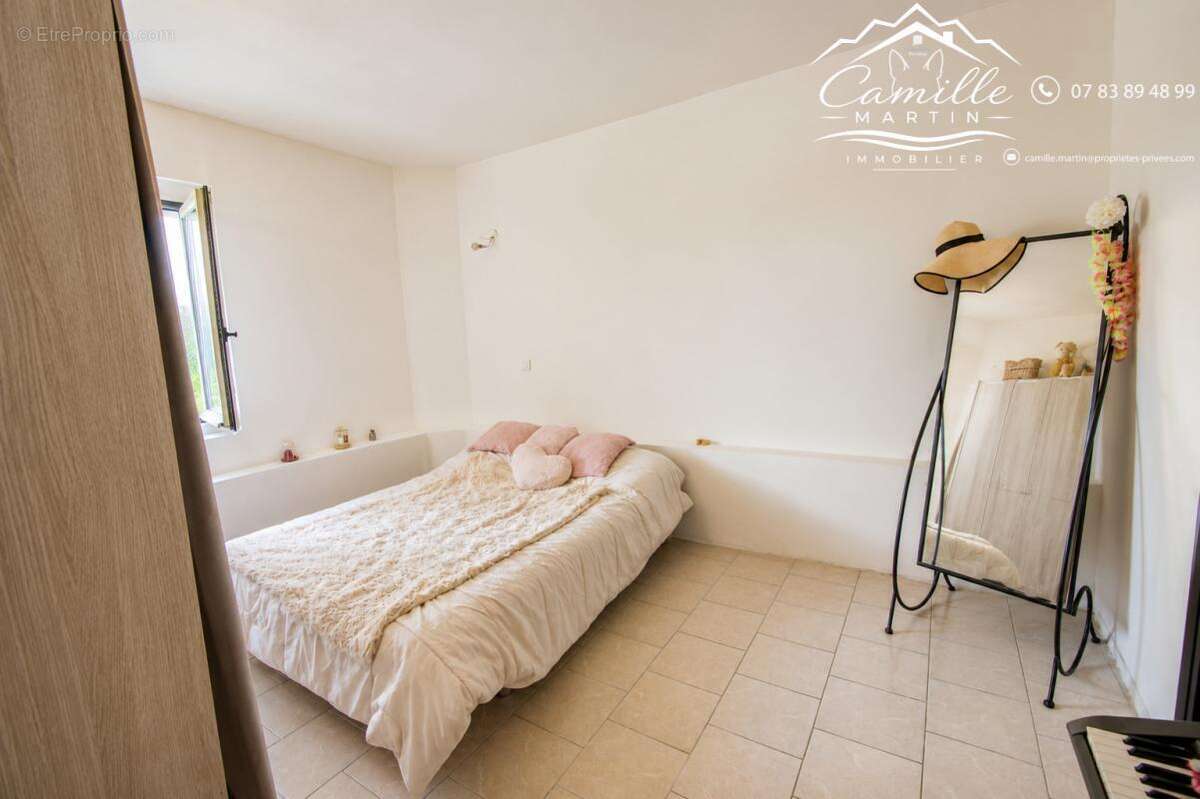 Villa  9 pièce(s) 251.33 m2 - photo 15
