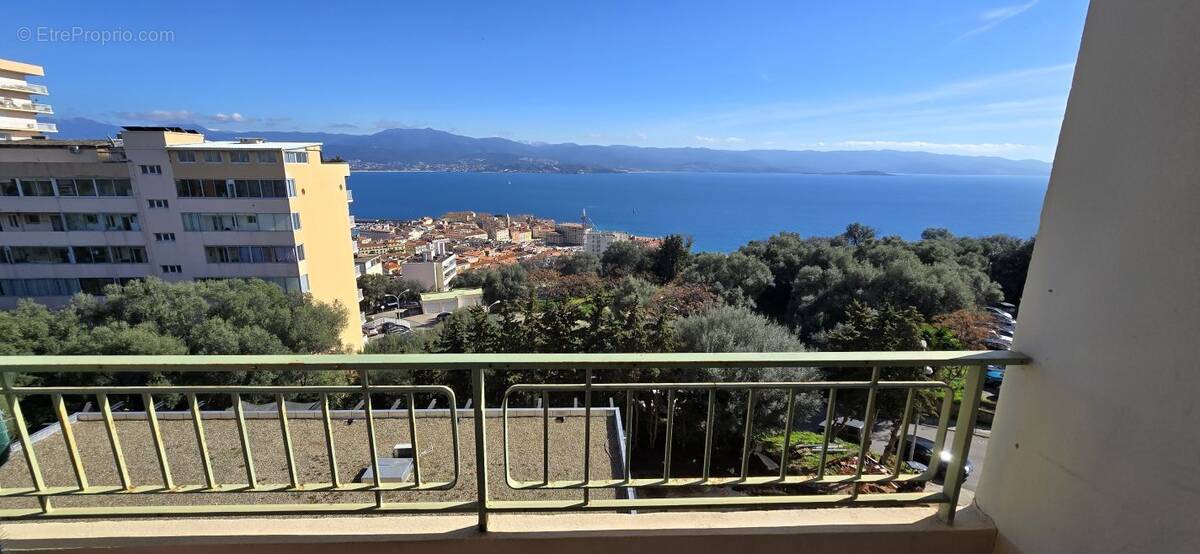 Appartement à AJACCIO