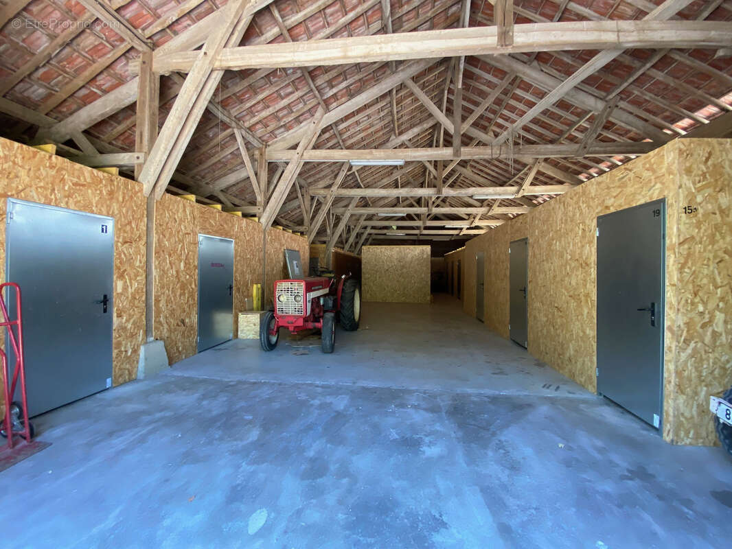 Maison à PUY-L&#039;EVEQUE