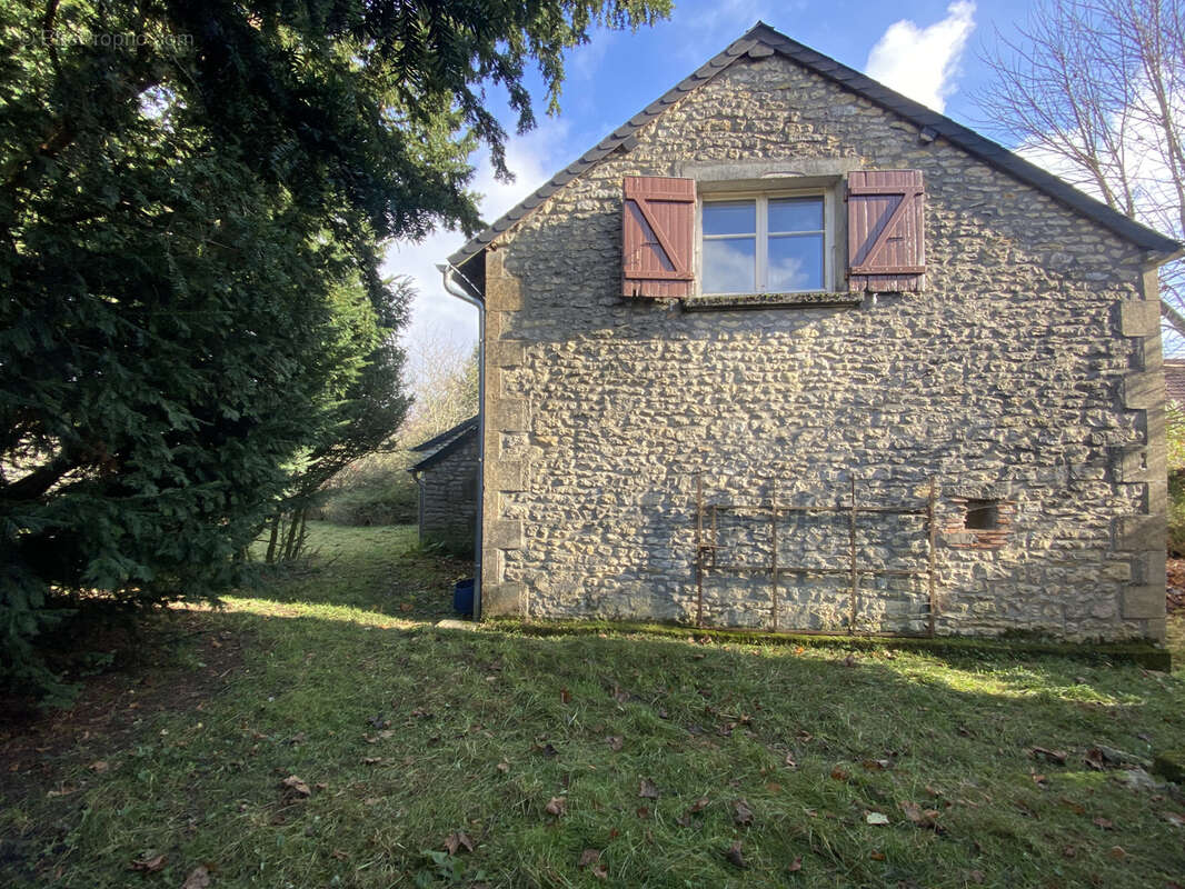 Maison à BONA