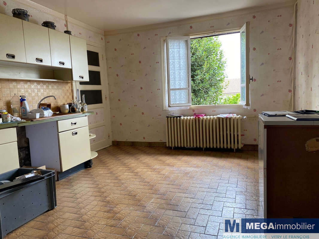 Maison à MERLAUT