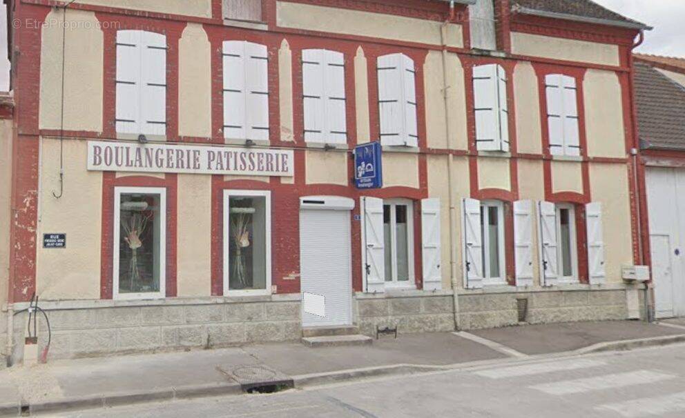 Autre à ROMILLY-SUR-SEINE