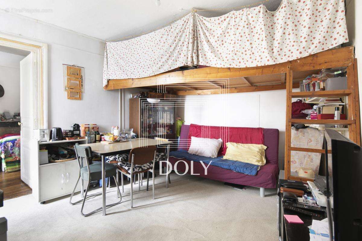 Appartement à PARIS-11E