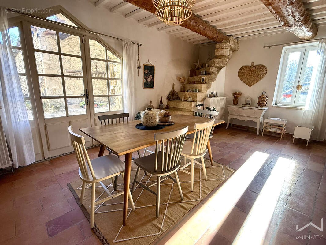 Maison à GRIGNAN