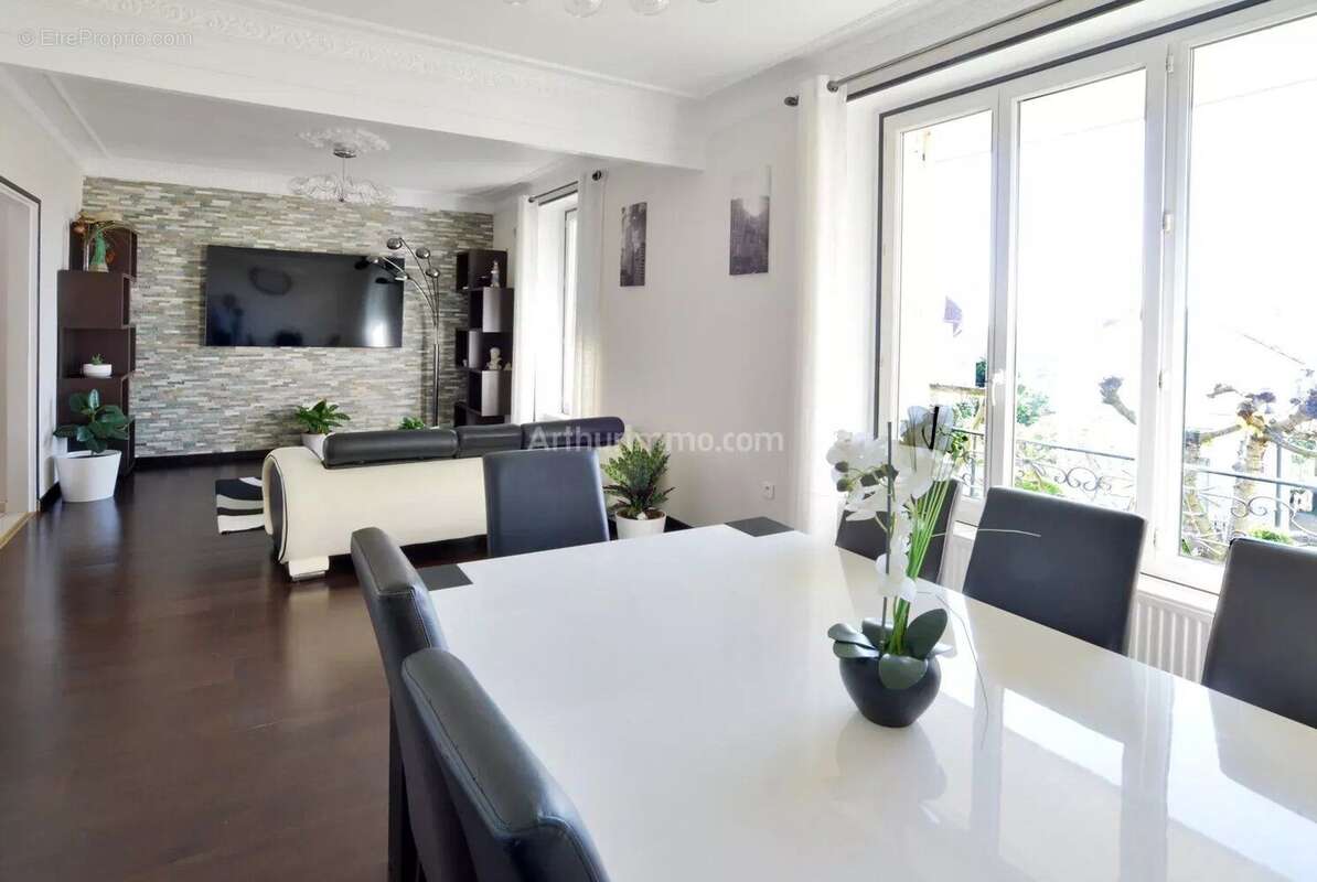 Maison à VILLENEUVE-SAINT-GEORGES