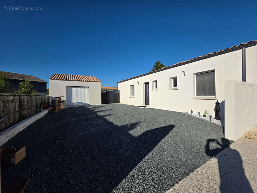 Maison à BREUIL-MAGNE