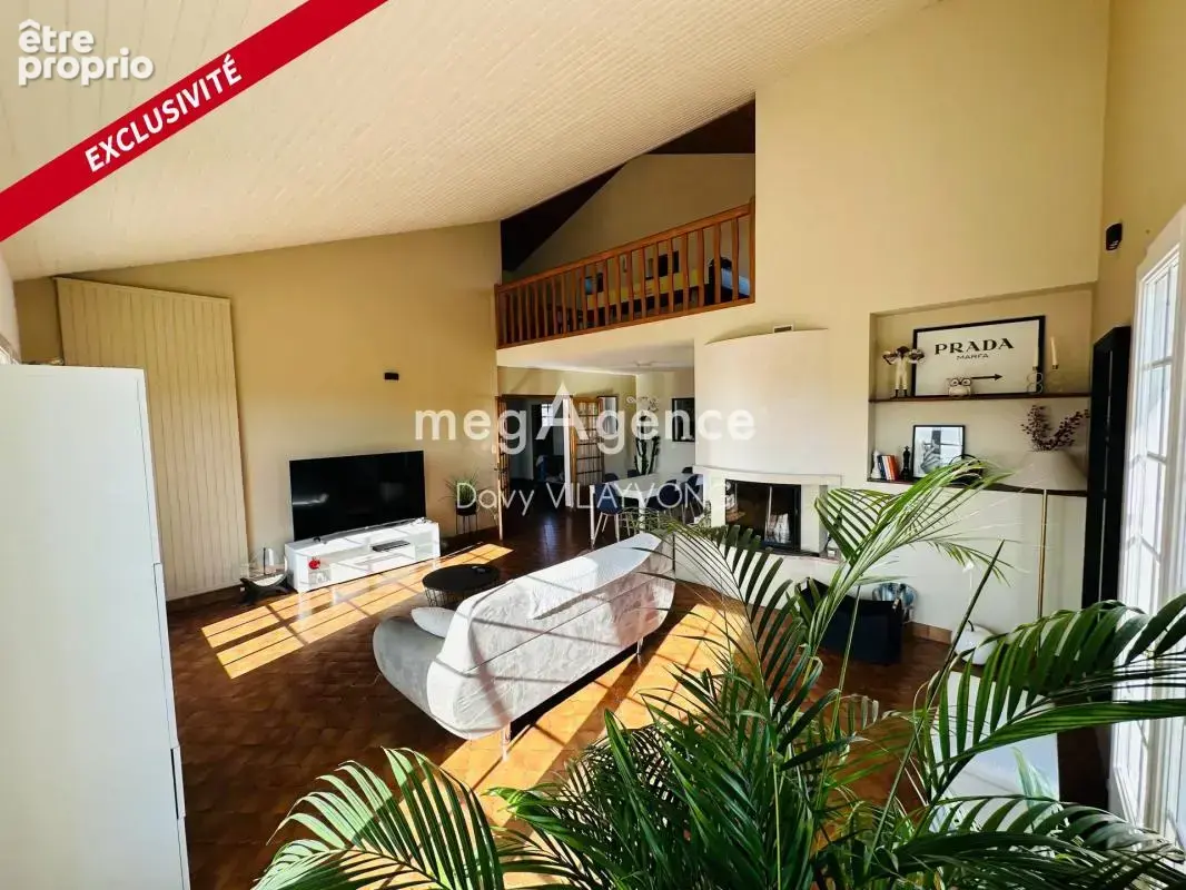 Maison 6 pièces 179 m² à vendre à Yzernay (49360) - photo 8