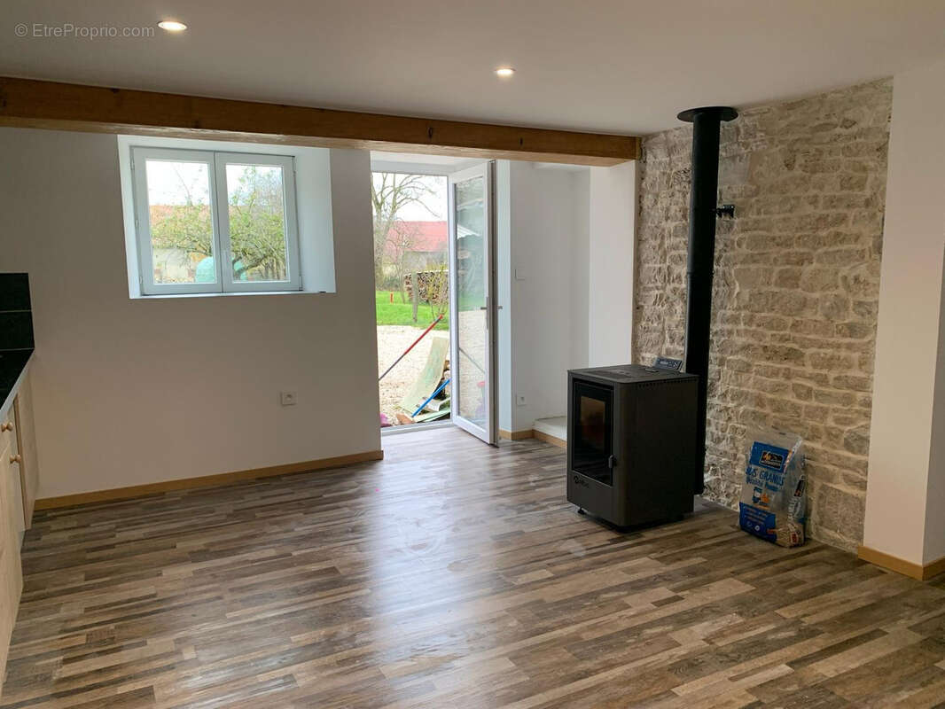Appartement à VERNIERFONTAINE