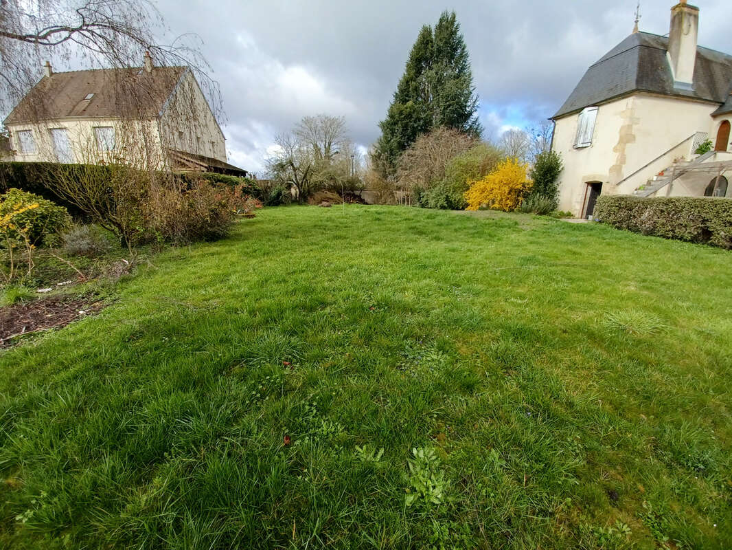 Maison à LA CHARITE-SUR-LOIRE