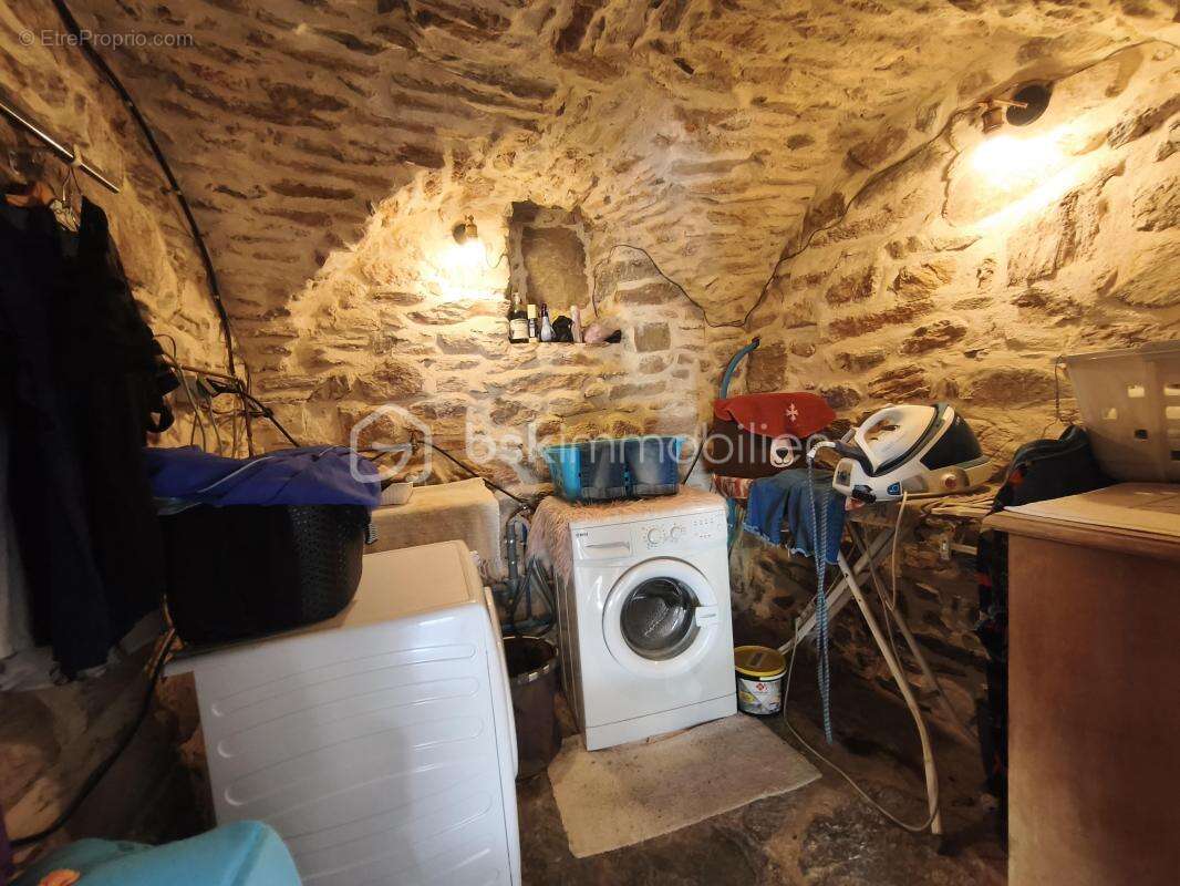 Maison de caractère de 179 m² avec suite indépendante bien-être, garage et patio – Faugères - photo 17