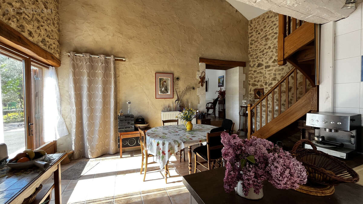 Charmante maison en pierres au cœur de la campagne - photo 7