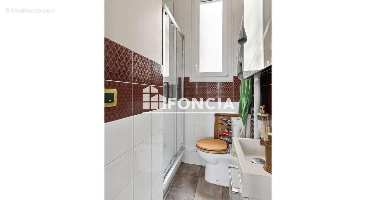 Appartement à PARIS-10E