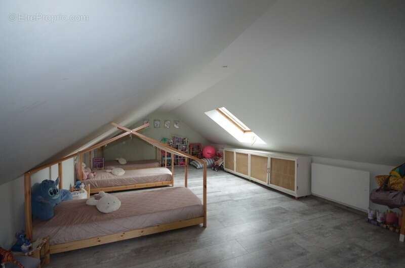 CHÂTEAU THIERRY (02) à vendre maison de 248 m² avec piscine et dépendances - photo 13