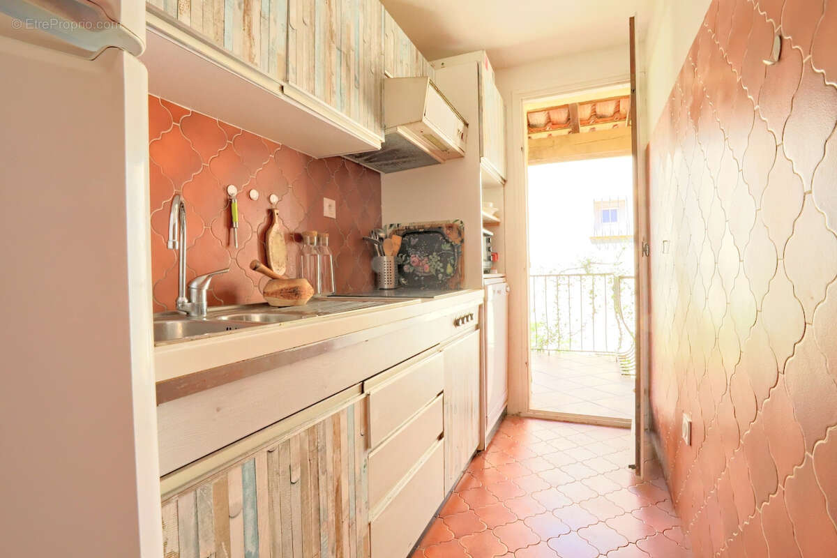 Appartement à LA LONDE-LES-MAURES