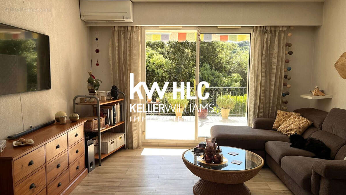 Appartement à MOUGINS