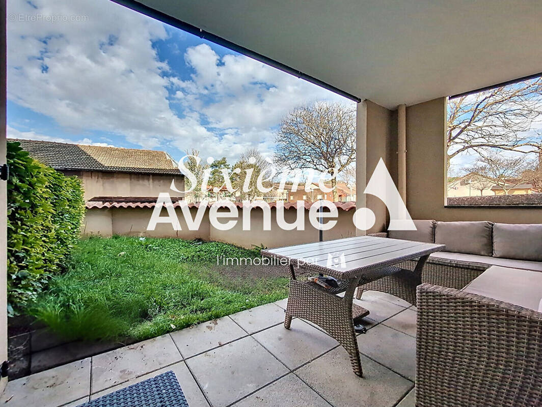 Appartement à SAINT-SYMPHORIEN-D'OZON