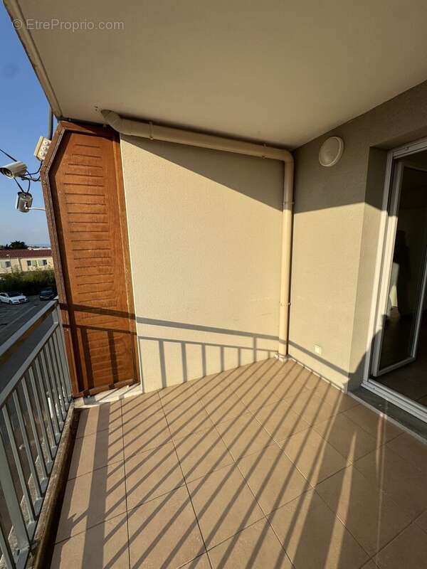 Appartement à CHATEAUNEUF-LES-MARTIGUES