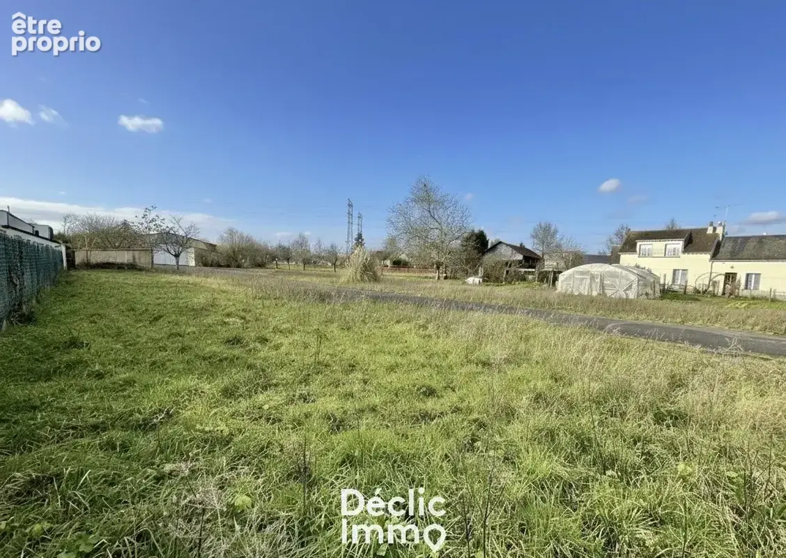 Terrain 3225 m2 viabilisé à Vendre Saint-Cyr-sur-Loire - photo 2