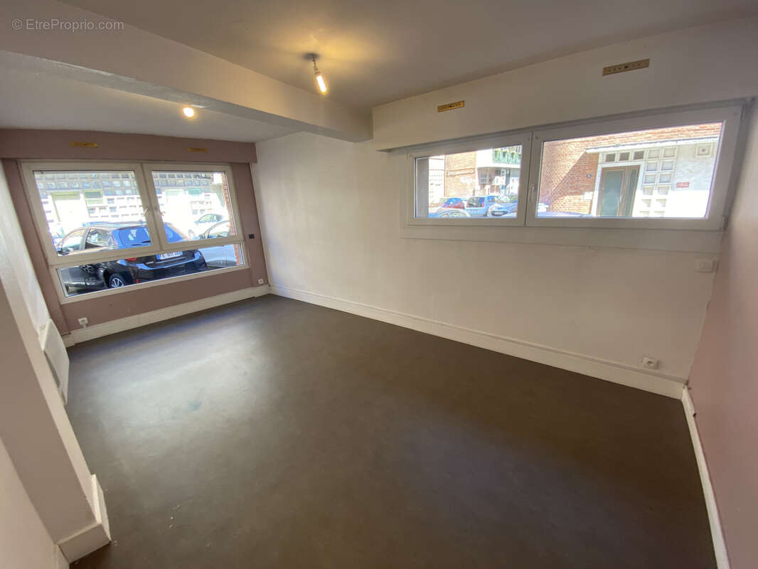 Dunkerque Ultra centre : appartement en RDC de 67m2, 2chambres, parking. - photo 7