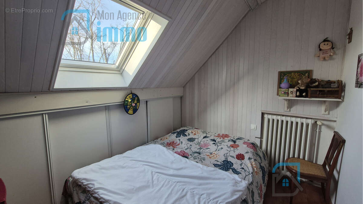 Maison à MEHUN-SUR-YEVRE