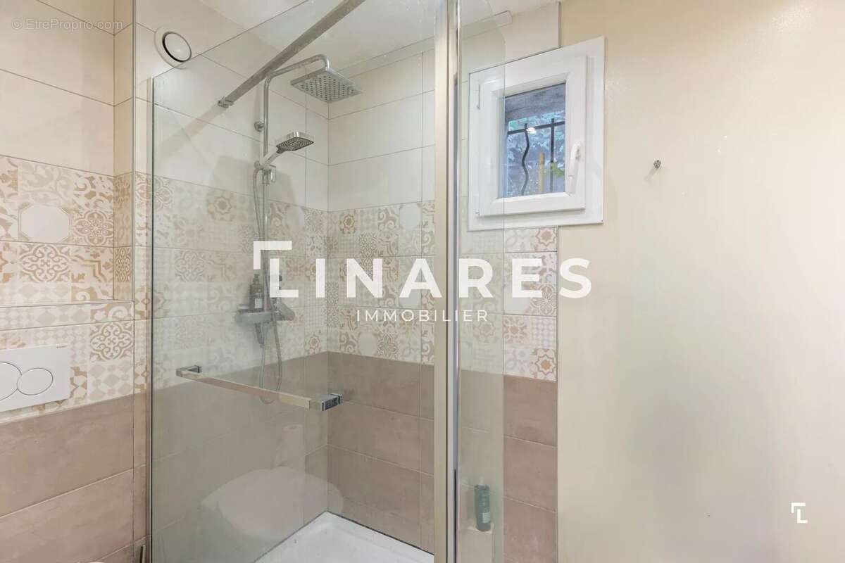 Appartement à MARSEILLE-11E