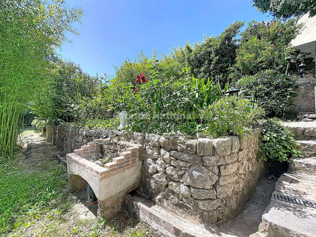 Maison à GRASSE