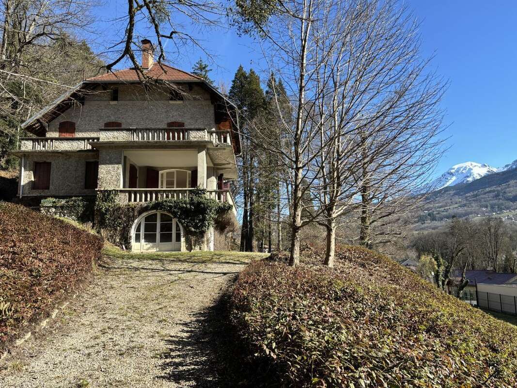 Maison à VAULNAVEYS-LE-HAUT