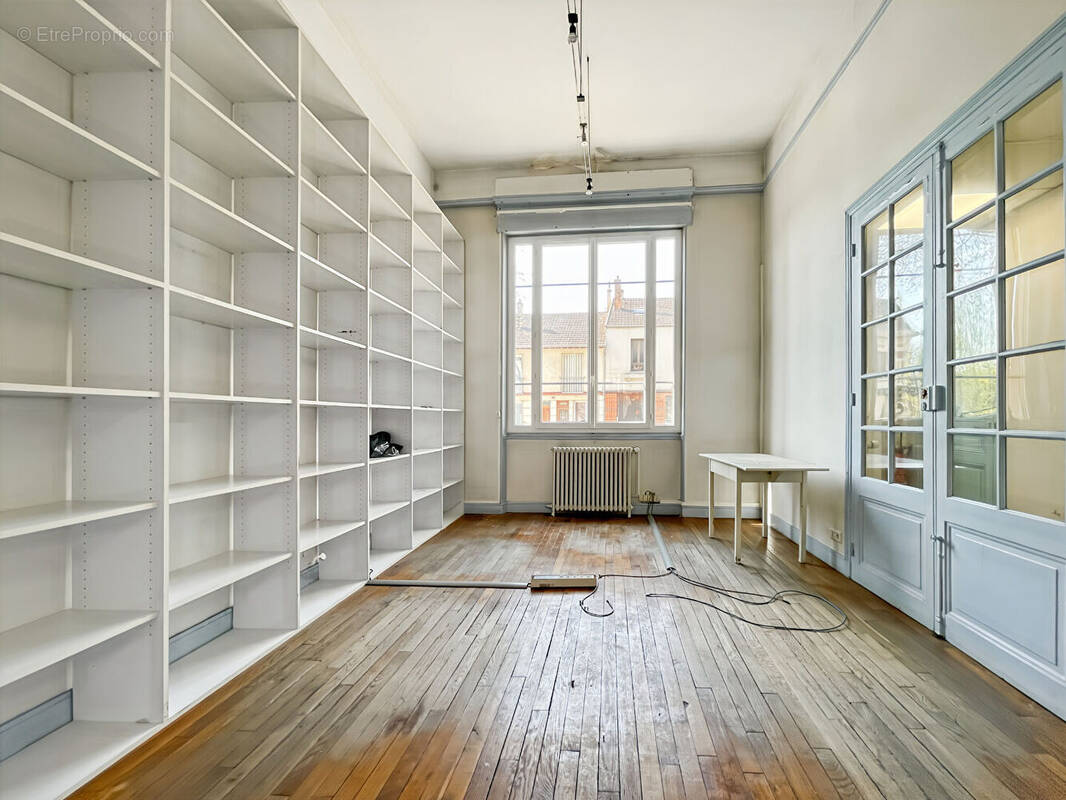 Appartement à MELUN