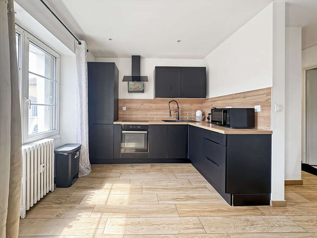 Appartement à PONT-EVEQUE