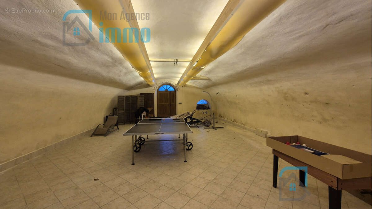 Maison à MEHUN-SUR-YEVRE