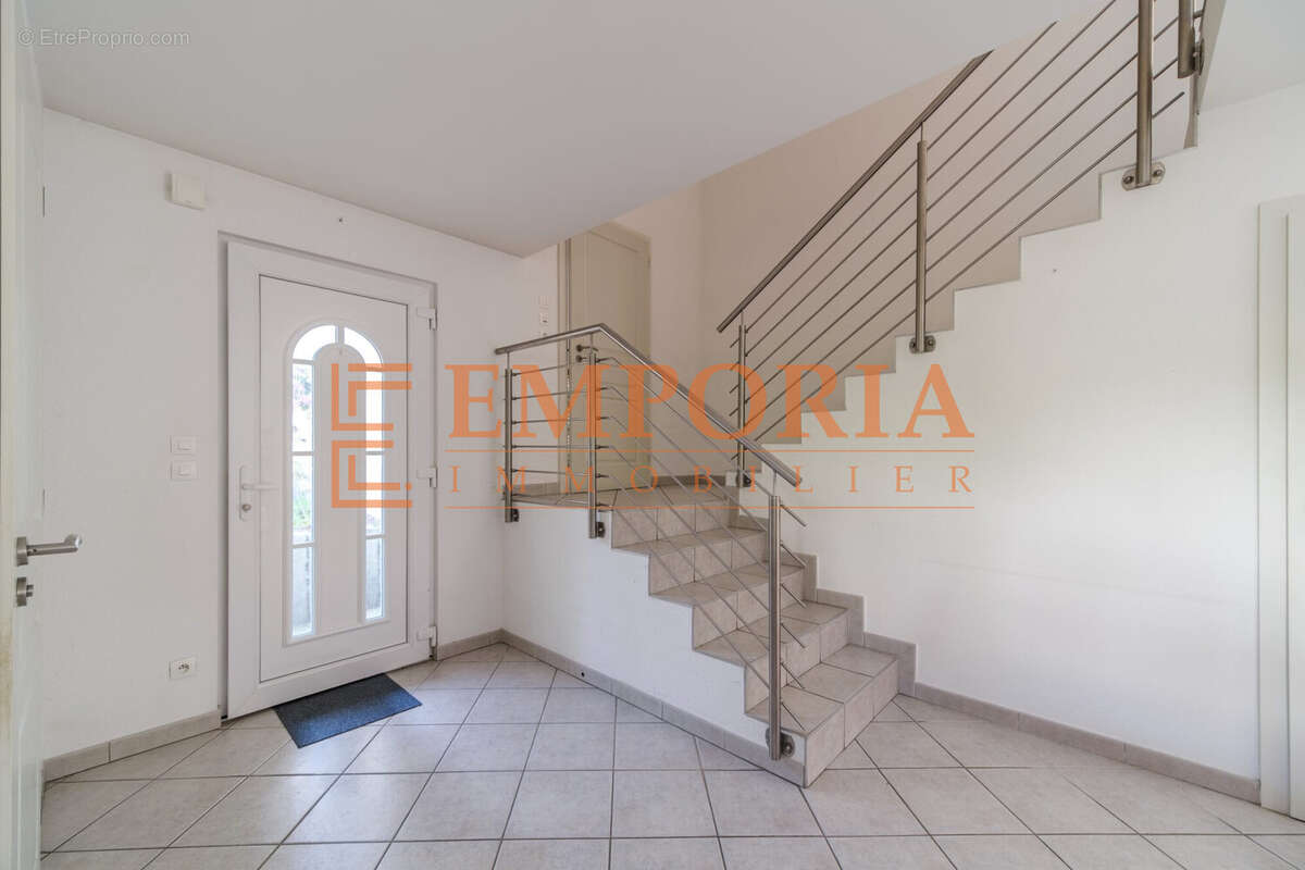 Maison à FROENINGEN